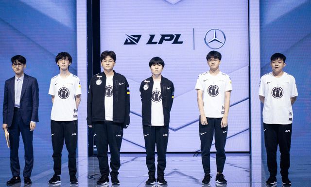 在泰山脚下 在泰山脚下