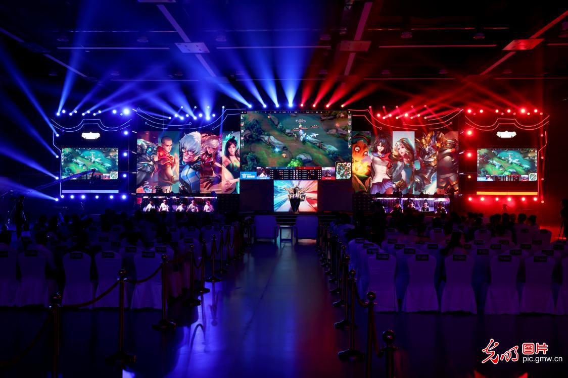 国际事务中 国际事务中