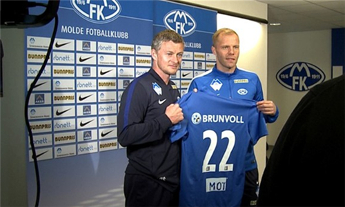 后腰出球的 后腰出球的